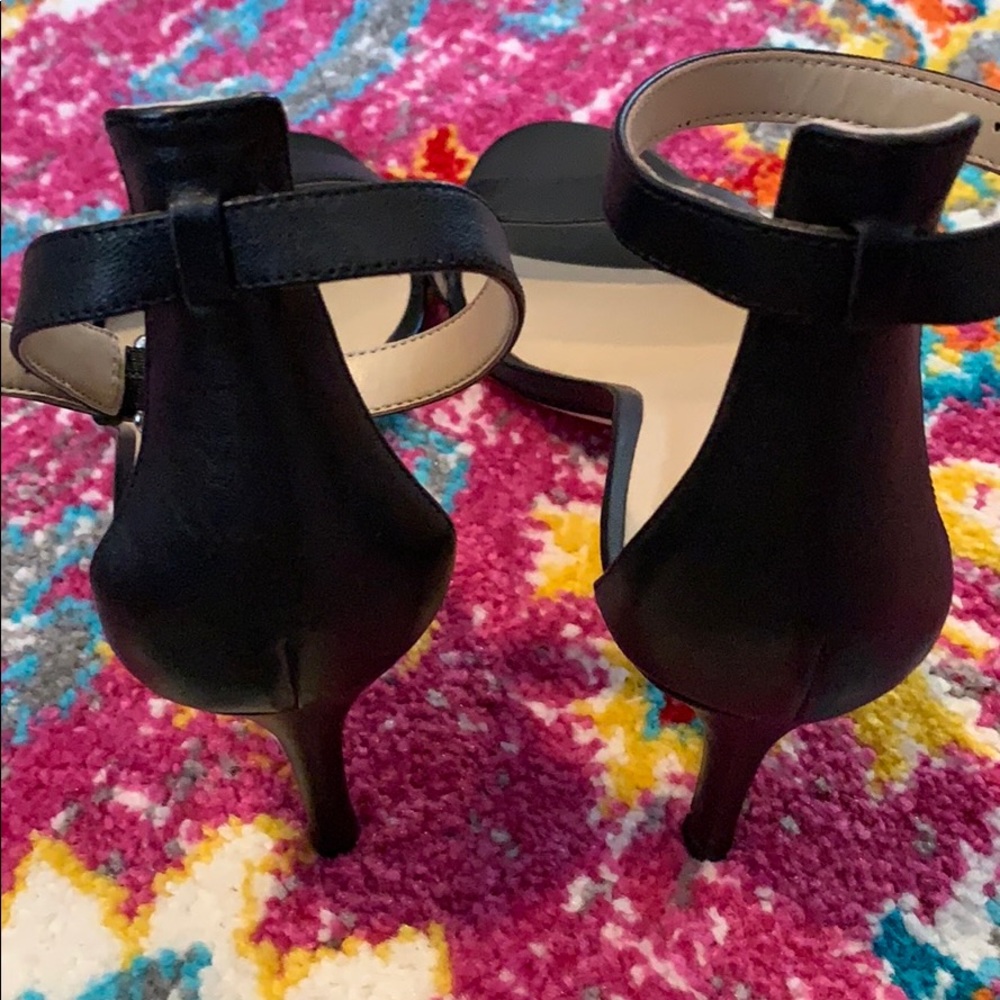 NWOT | Ann Taylor | Kaelyn Leather Heeled Sandals - Picture 5 of 5